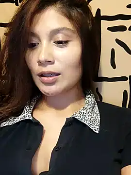 Snapshot of kinky_mila@xh chatting on 01-22-25, 02:15 kinky milaxh online show from 01-22-25, 02:15