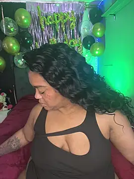 yanza2002 online show from 04-04-26, 07:53