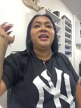 yanza2002 online show from 02-14-26, 01:06