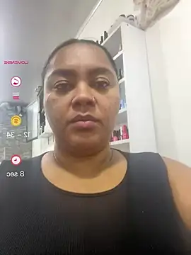 Snapshot of yanza2002 chatting on 06-16-26, 11:16 yanza2002 online show from 06-16-26, 11:16