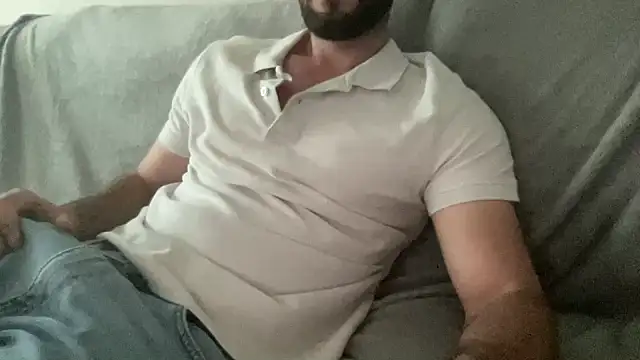 Snapshot of Pmendes19998 chatting on 10-03-25, 05:47 Pmendes19998 online show from 10-03-25, 05:47