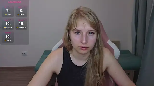 Snapshot of Jessy_Ginger chatting on 09-28-25, 04:14 Jessy Ginger online show from 09-28-25, 04:14