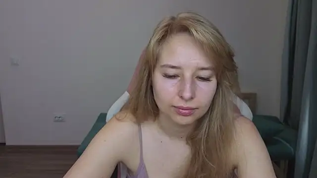 Snapshot of Jessy_Ginger chatting on 10-19-25, 11:02 Jessy Ginger online show from 10-19-25, 11:02