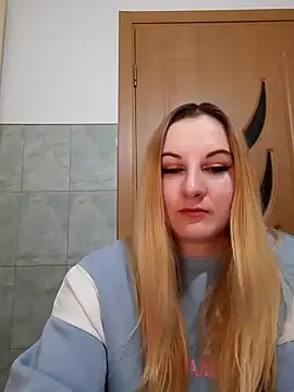 Claraxd8 online show from 02-12-25, 07:02
