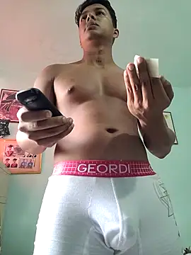 morenito420 online show from 11-10-25, 07:41