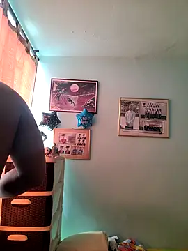 morenito420 online show from 10-06-25, 07:03