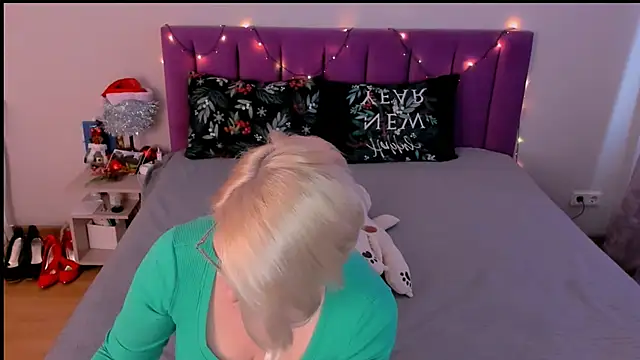 sabrinamacmarren online show from 01-11-26, 09:05