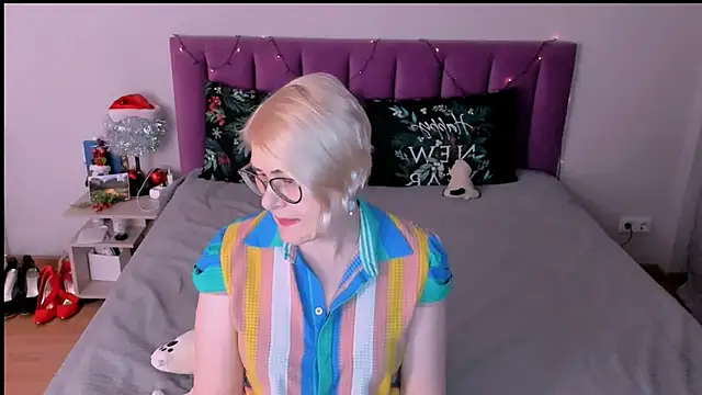 sabrinamacmarren online show from 01-14-26, 04:10