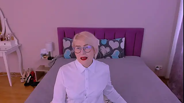 sabrinamacmarren online show from 02-08-26, 08:34