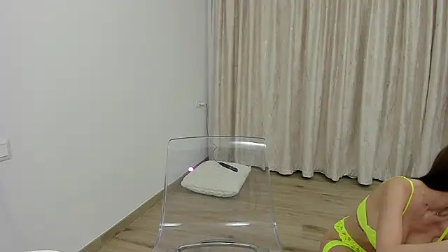 Snapshot of lissababe1 chatting on 03-22-25, 05:52 lissababe1 online show from 03-22-25, 05:52