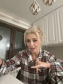 Snapshot of lissababe1 chatting on 11-03-25, 10:02 lissababe1 online show from 11-03-25, 10:02