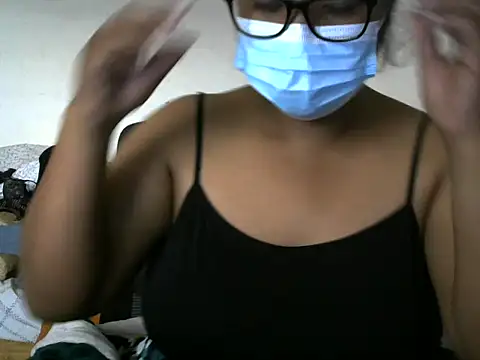 Artinah22 online show from 09-22-25, 02:23