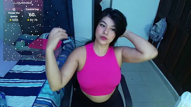 Snapshot of Julieta_Sandia chatting on 09-23-25, 12:06 Julieta Sandia online show from 09-23-25, 12:06