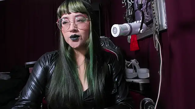 MeGoddesSara online show from 03-04-26, 06:37