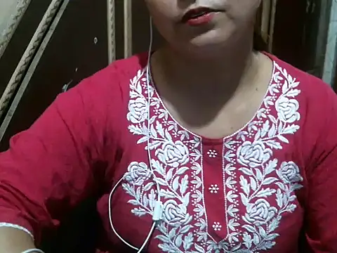 Snapshot of UrsMansi chatting on 09-09-25, 06:50 UrsMansi online show from 09-09-25, 06:50
