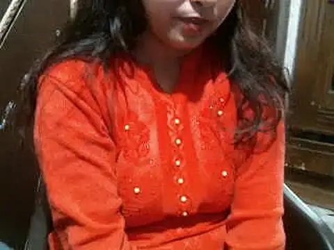 Snapshot of UrsMansi chatting on 01-16-25, 08:11 UrsMansi online show from 01-16-25, 08:11