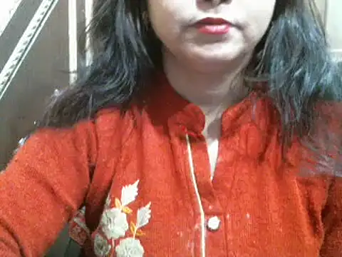 Snapshot of UrsMansi chatting on 12-27-24, 07:29 UrsMansi online show from 12-27-24, 07:29