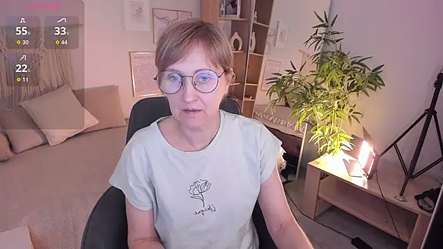 Paris Cherry online show from 01-17-26, 12:31