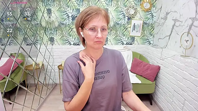 Paris Cherry online show from 12-04-25, 07:35