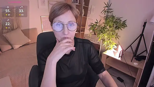 Paris Cherry online show from 01-18-26, 12:52