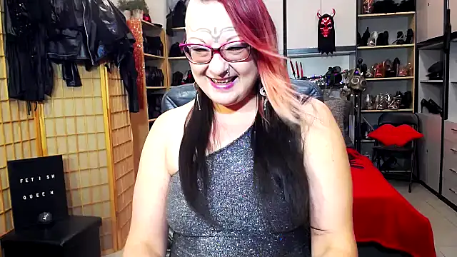 LindaDaemonX online show from 11-23-25, 08:13