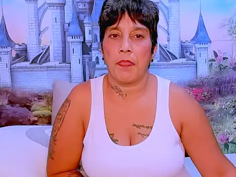 Snapshot of indianroxy chatting on 03-17-25, 10:08 indianroxy online show from 03-17-25, 10:08