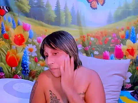 indianroxy online show from 10-31-25, 04:47