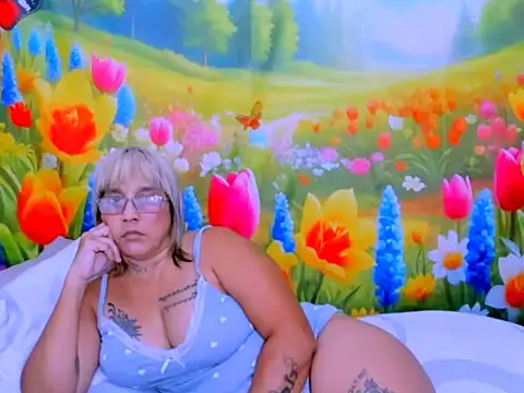 Snapshot of indianroxy chatting on 07-15-26, 12:34 indianroxy online show from 07-15-26, 12:34