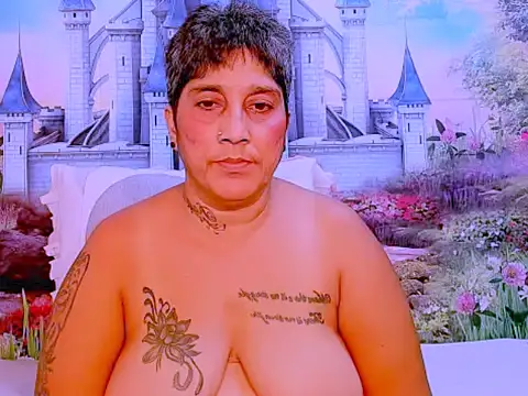 Snapshot of indianroxy chatting on 03-21-25, 07:35 indianroxy online show from 03-21-25, 07:35