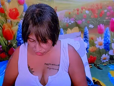 indianroxy online show from 11-18-25, 04:43