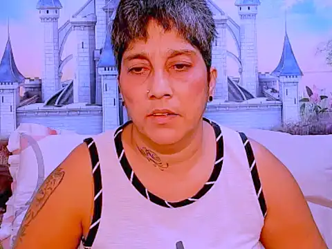 Snapshot of indianroxy chatting on 03-22-25, 06:11 indianroxy online show from 03-22-25, 06:11
