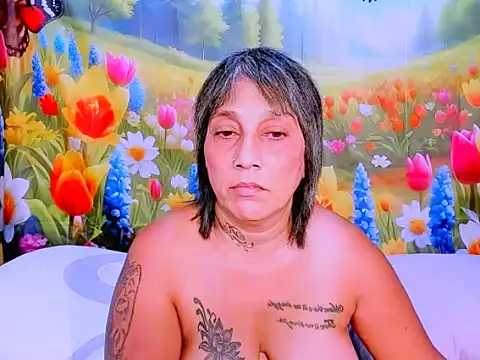 Snapshot of indianroxy chatting on 02-12-26, 09:58 indianroxy online show from 02-12-26, 09:58