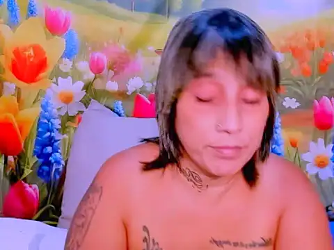 Snapshot of indianroxy chatting on 02-19-26, 07:27 indianroxy online show from 02-19-26, 07:27