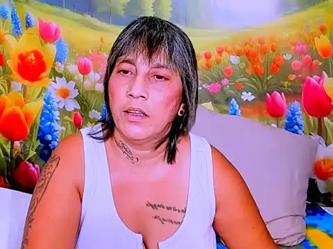 Snapshot of indianroxy chatting on 02-04-26, 06:30 indianroxy online show from 02-04-26, 06:30