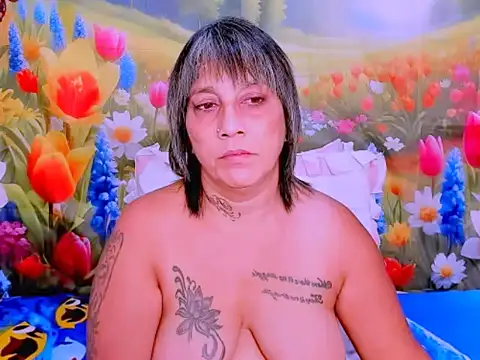 Snapshot of indianroxy chatting on 02-18-26, 07:17 indianroxy online show from 02-18-26, 07:17