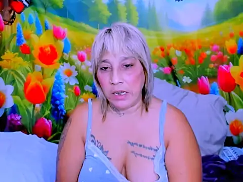 Snapshot of indianroxy chatting on 07-11-26, 07:30 indianroxy online show from 07-11-26, 07:30