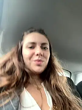 MariiD online show from 12-16-25, 09:02