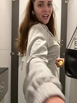 MariiD online show from 03-27-26, 08:26