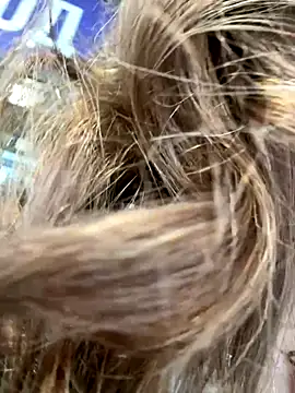 MariiD online show from 10-29-25, 09:08