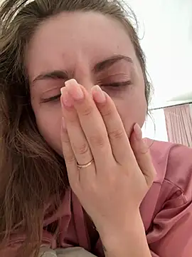 MariiD online show from 03-28-26, 08:37