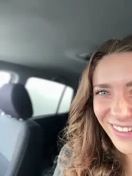 MariiD online show from 10-19-25, 06:05