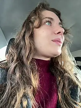 MariiD online show from 12-17-25, 10:53