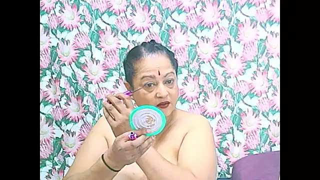 Snapshot of matureindian chatting on 06-29-26, 11:43 matureindian online show from 06-29-26, 11:43