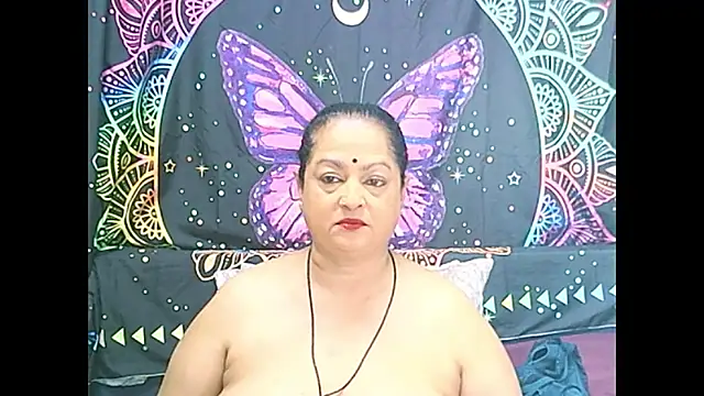 Snapshot of matureindian chatting on 07-11-26, 04:18 matureindian online show from 07-11-26, 04:18