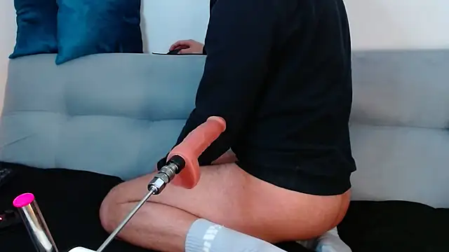 TonyCollins  online show from 04-10-26, 09:55