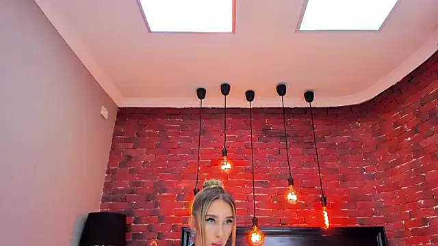 Snapshot of ChristynaRoss chatting on 09-12-25, 07:35 ChristynaRoss online show from 09-12-25, 07:35