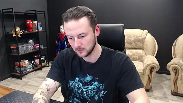 MihasikD online show from 04-15-26, 01:48