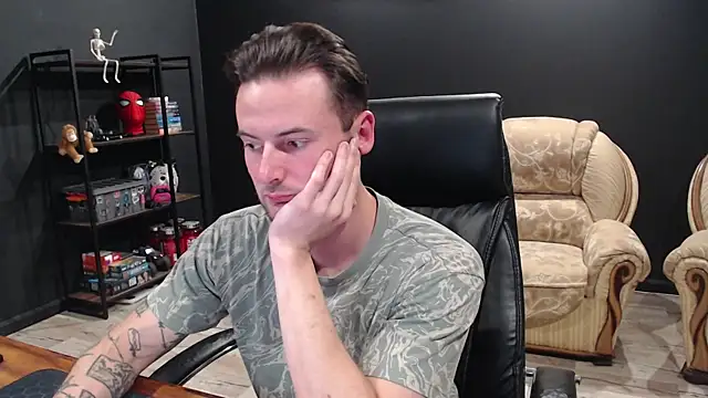 MihasikD online show from 10-30-25, 05:21