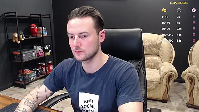 Snapshot of MihasikD chatting on 01-18-26, 06:00 MihasikD online show from 01-18-26, 06:00