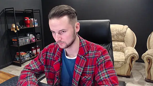 Snapshot of MihasikD chatting on 02-12-26, 11:21 MihasikD online show from 02-12-26, 11:21